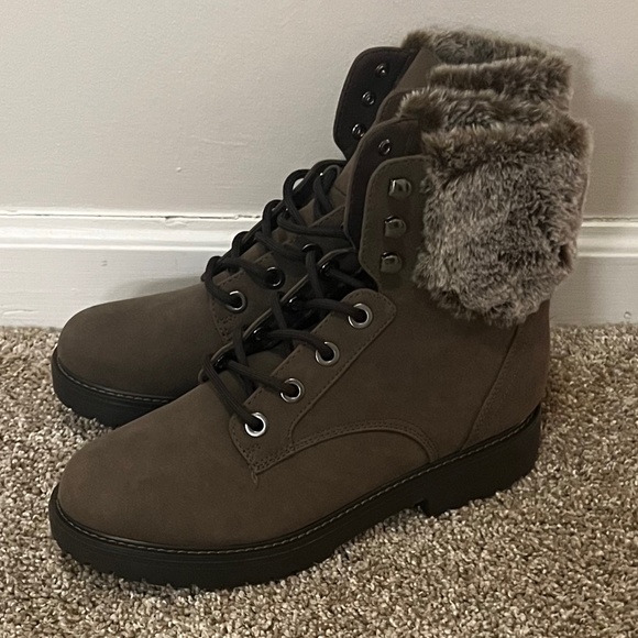 Bandolino Shoes - Bandolino brown fur boots